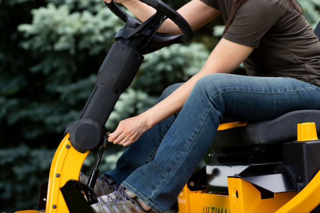 Cub Cadet Ultima ZTS1 46 Zero-Turn