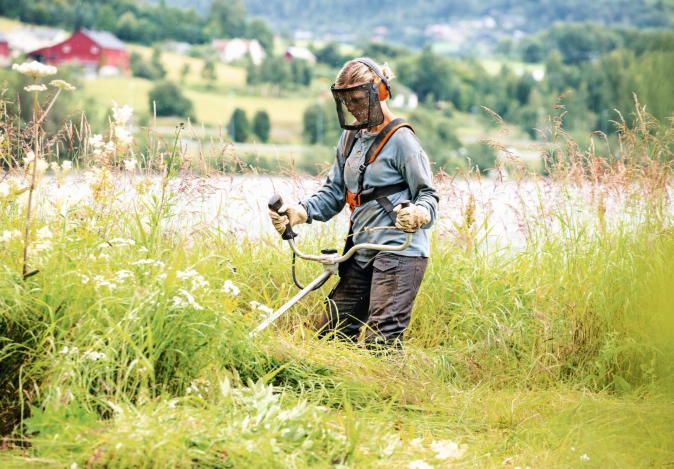 Stihl FS 240 Brushcutter